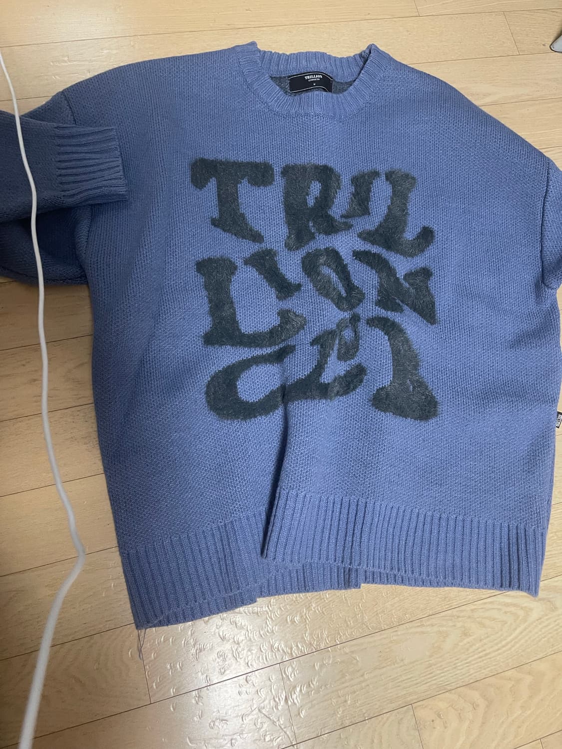 트릴리온 니트 상품이미지1