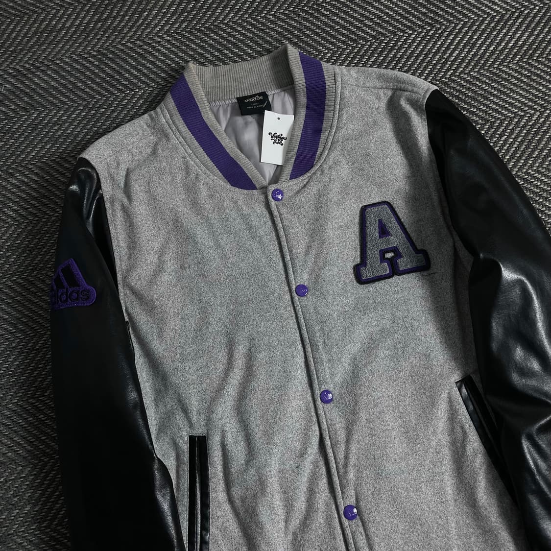 아디다스 빅로고 레더 스웻 바시티 자켓o 3691 상품이미지3