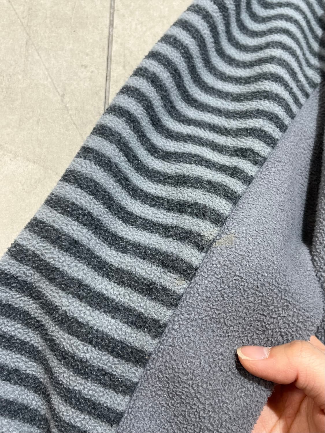 노스페이스 그레이 스트라이프 후리스 자켓 상품이미지7