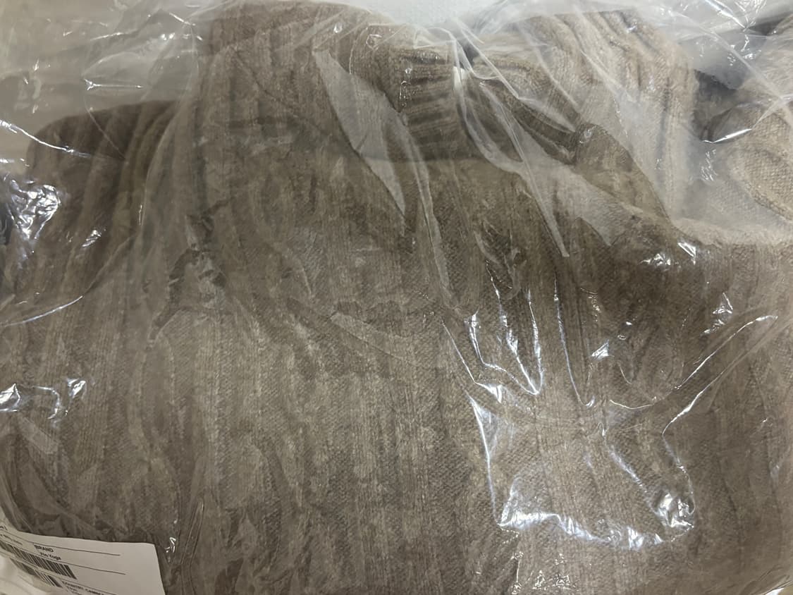 Alo Cable Knit Winter Bliss Hoodie 상품이미지6