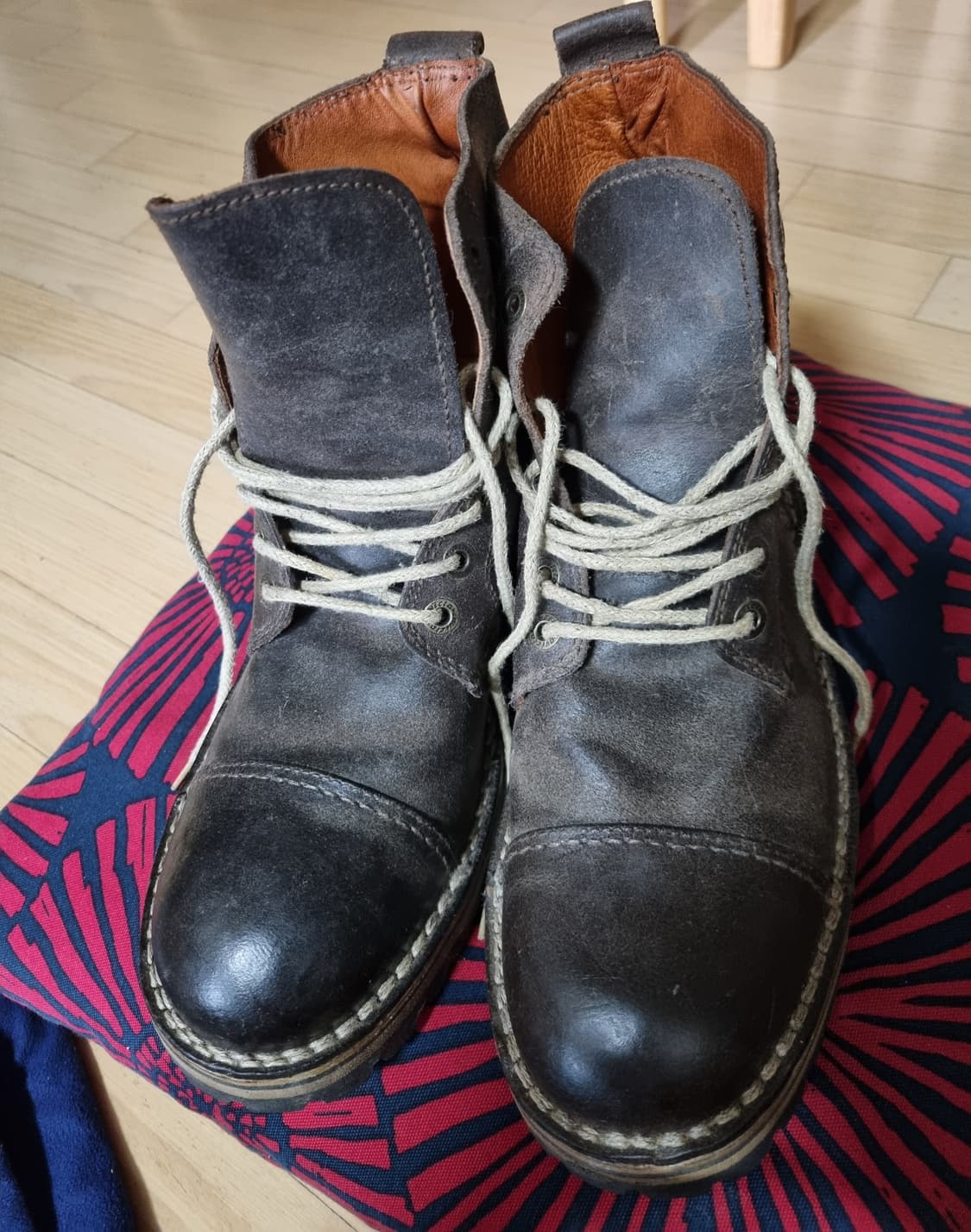 Invicta Nubuck Alpi Boots  상품이미지1