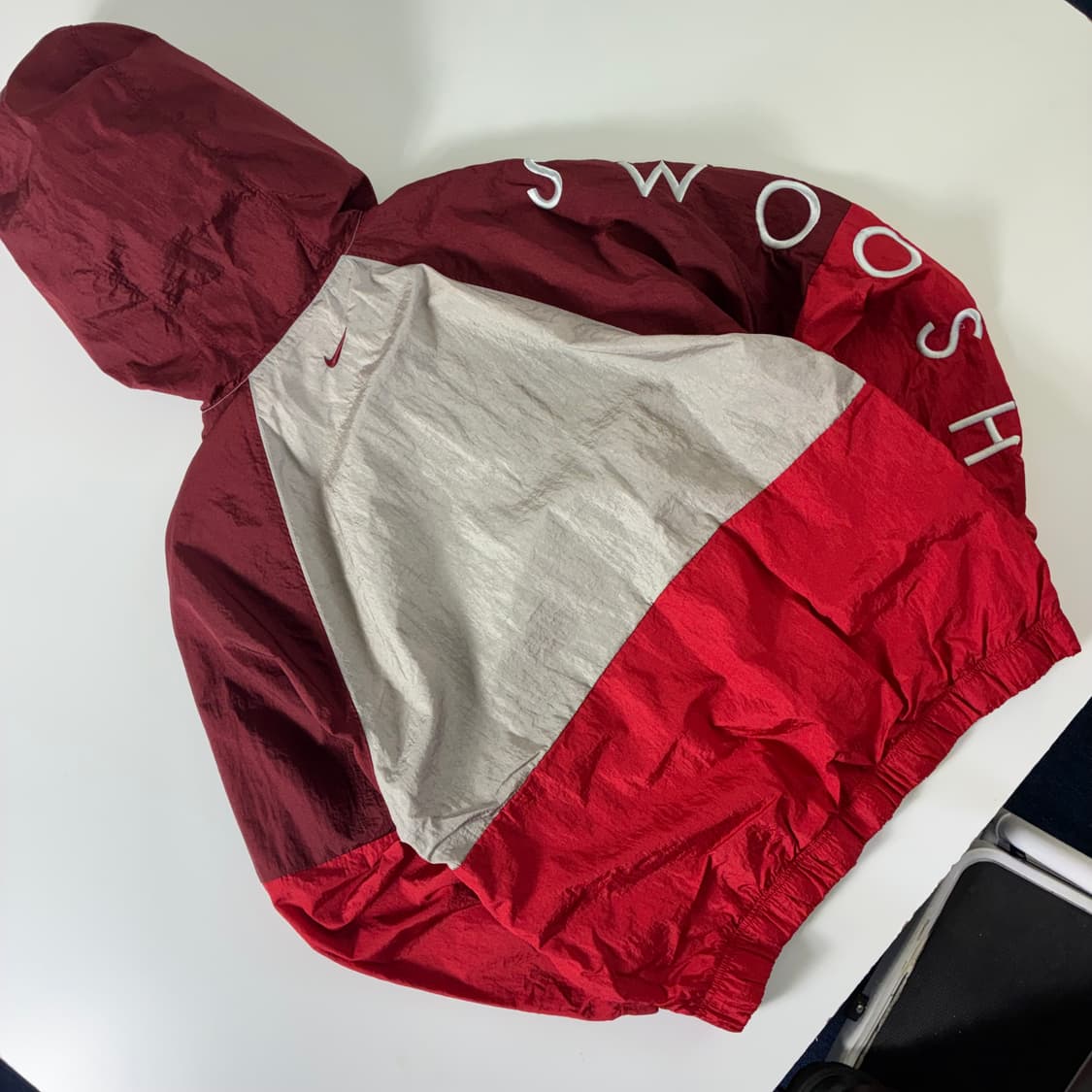 Nike  나이키 더블 스우시 우븐 레드 아노락   상품이미지3