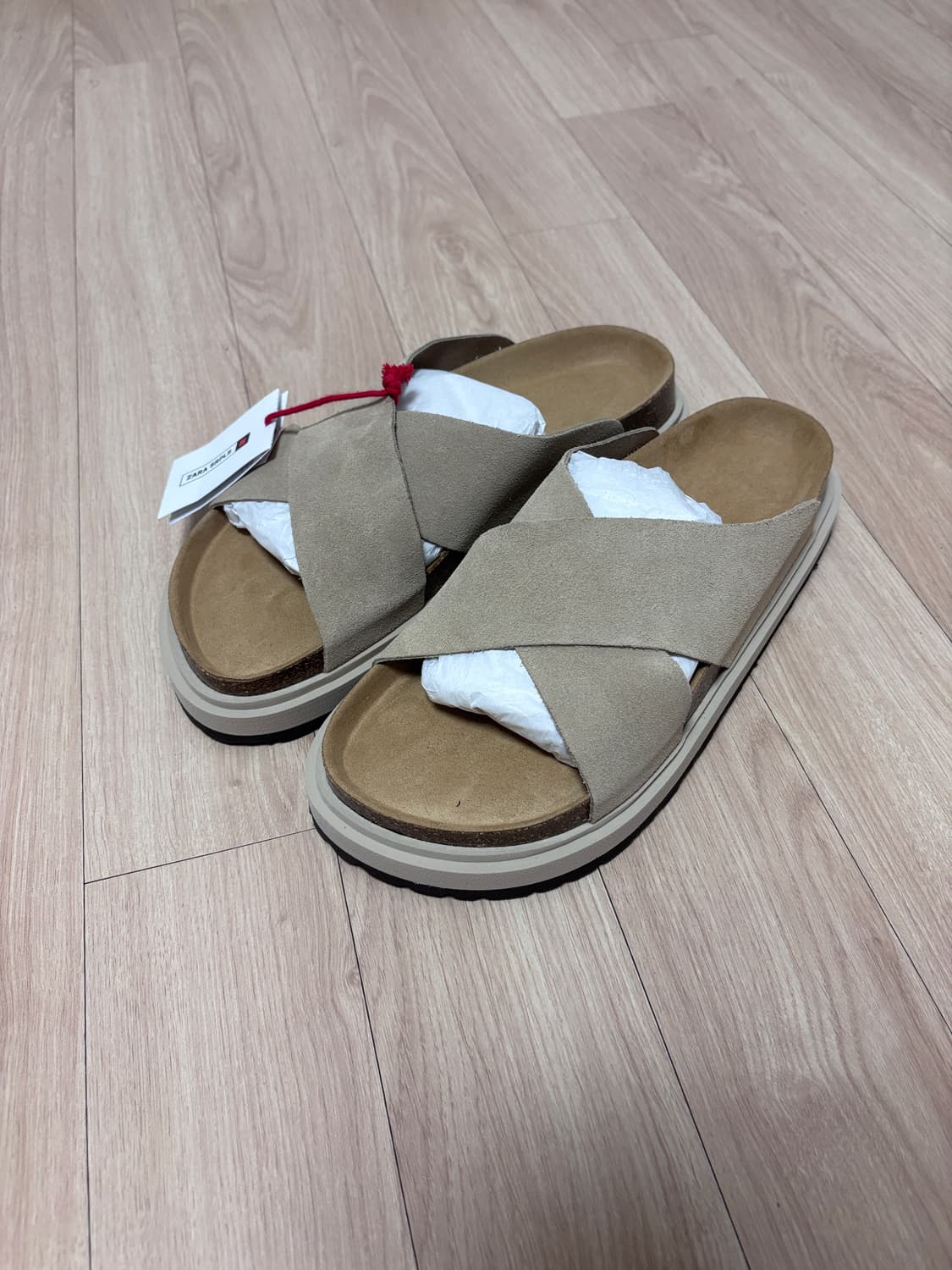 새상품) 270 자라 리얼 스웨이드 크로스 스트랩 샌들 상품이미지1