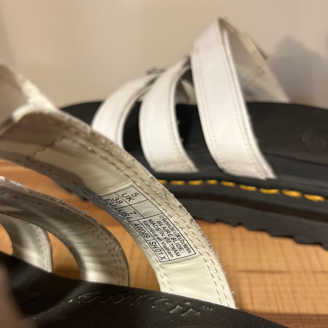 닥터마틴 블레어 하이드로 레더 슬라이드 상품이미지5