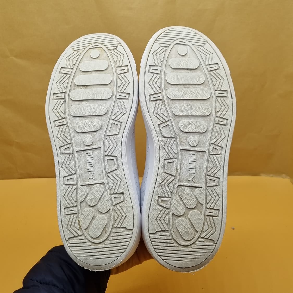 푸마 라즐라 스니커즈 225 상품이미지3