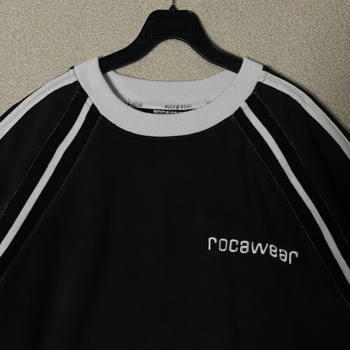 (XL) 로카웨어 블랙 나그랑 맨투맨 상품이미지3