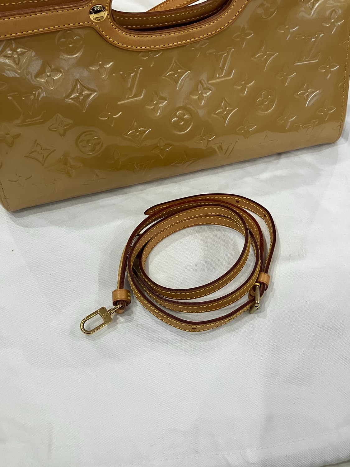 루이비통 룩스브리 베르니백 베이지 상품이미지8