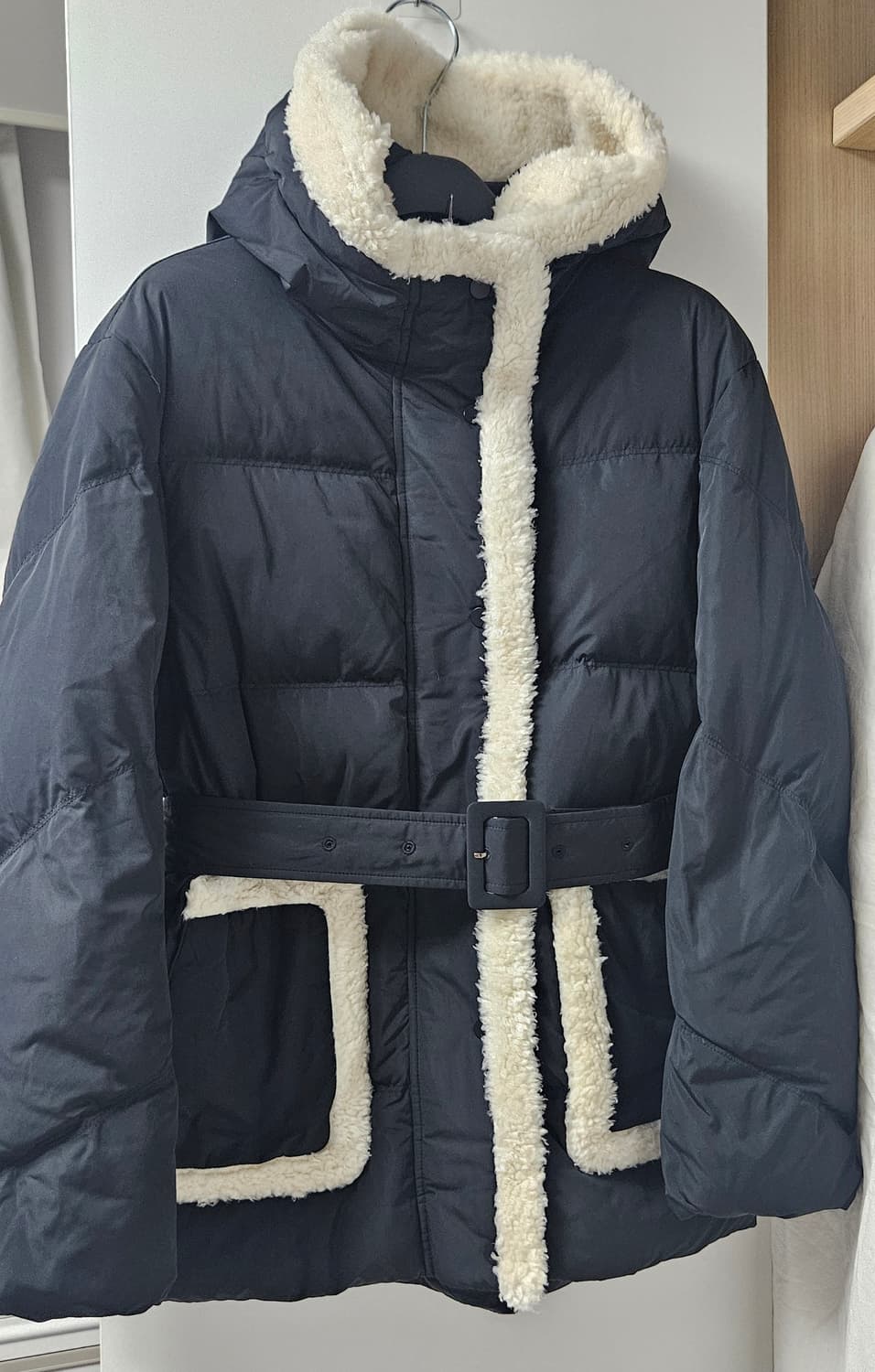 스투디오럭스 덕다운후드뽀글이패딩 상품이미지1