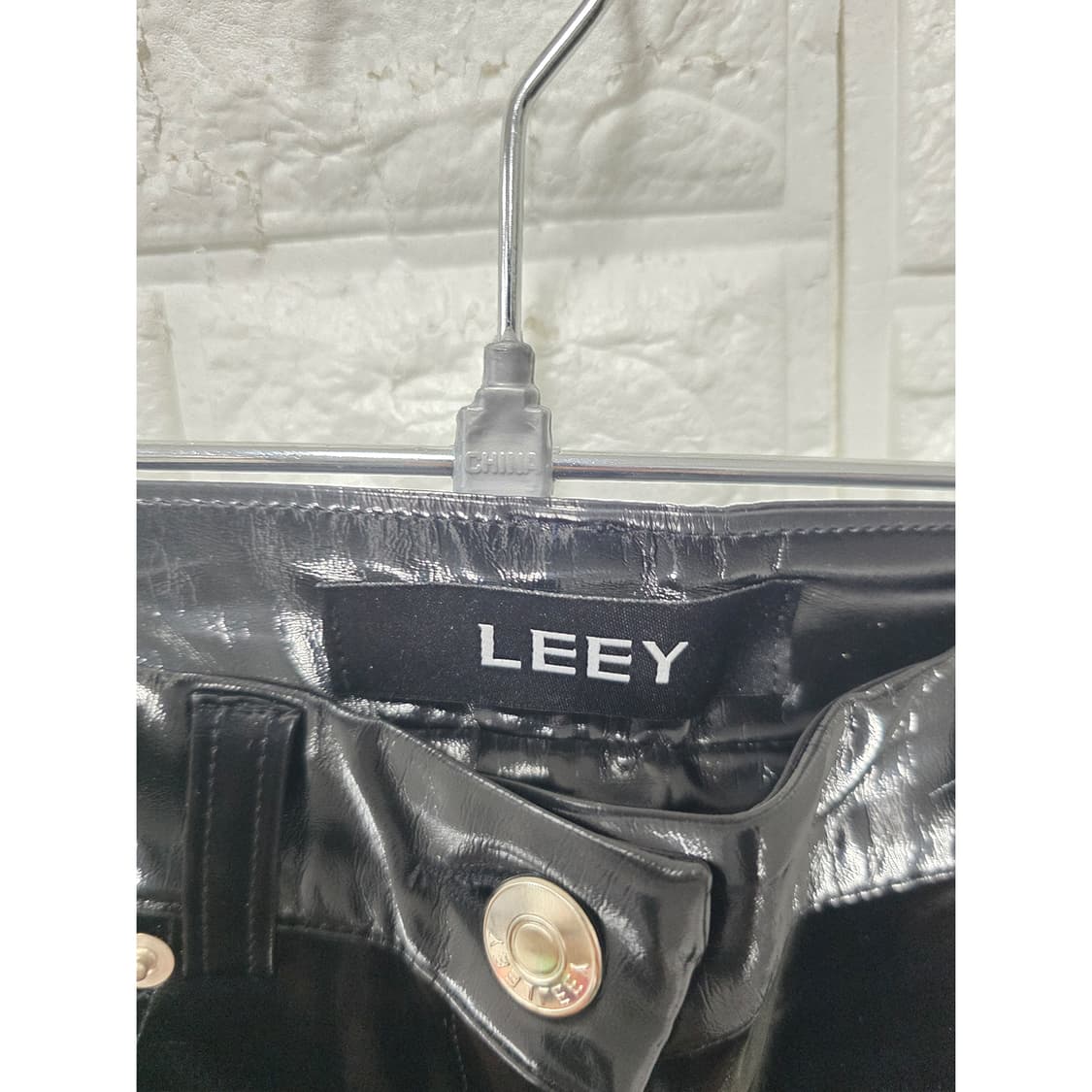 택포) LEEY 블랙 광택 팬츠 28인치 상품이미지2