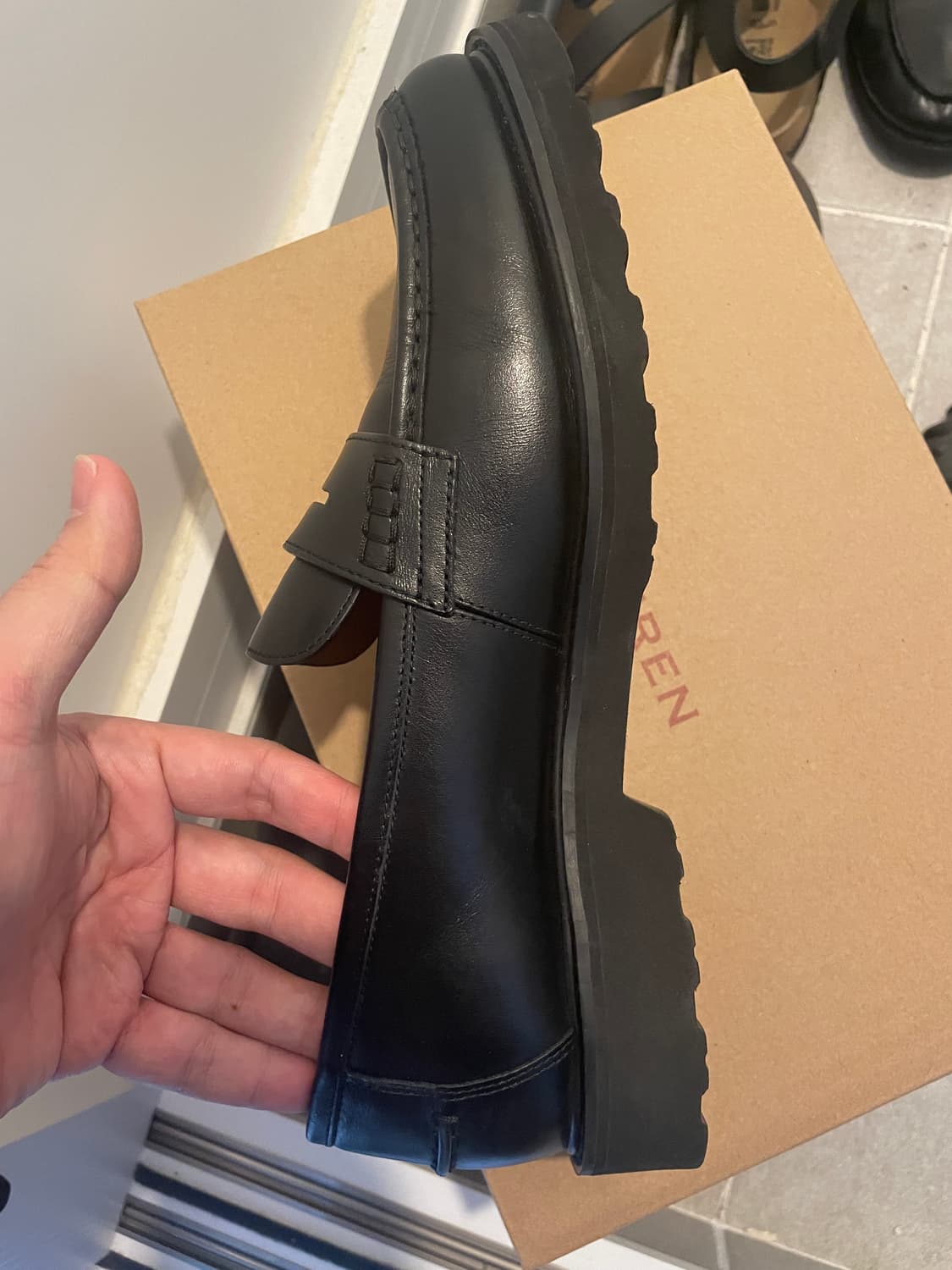 쿠에른 보스턴 11 로퍼 270 사이즈 상품이미지4