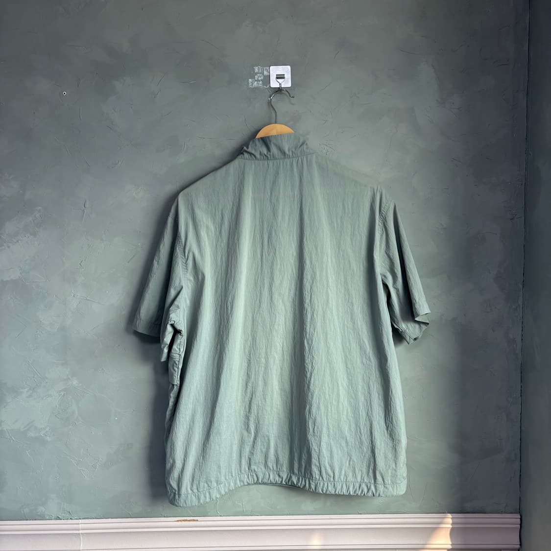 스노우피크 어페럴 나일론 아노락 바람막이 반팔 카키 상품이미지5