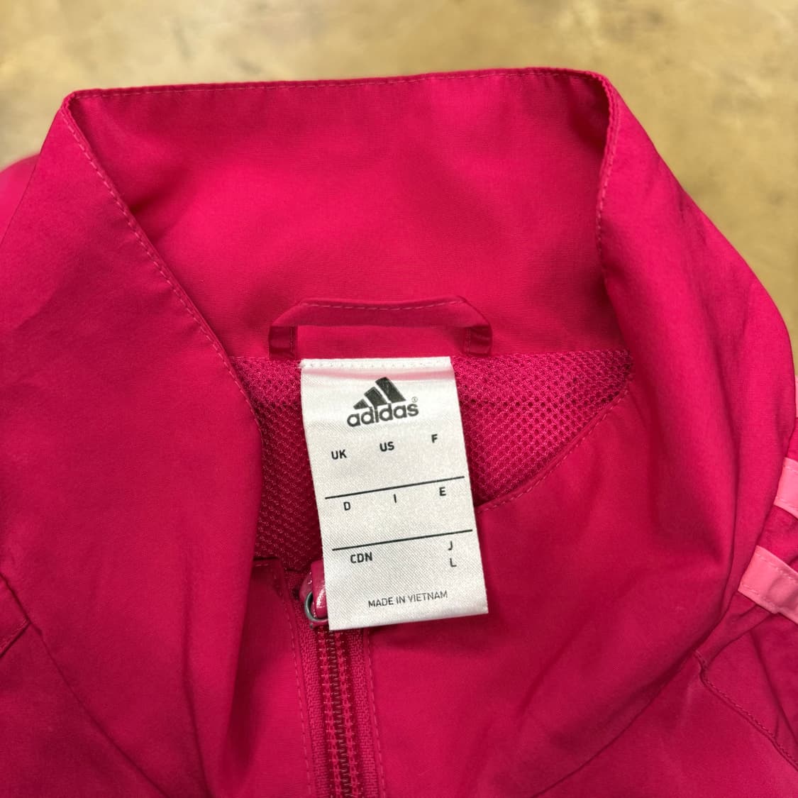 아디다스 핫핑크 딸기우유 바람막이  상품이미지5