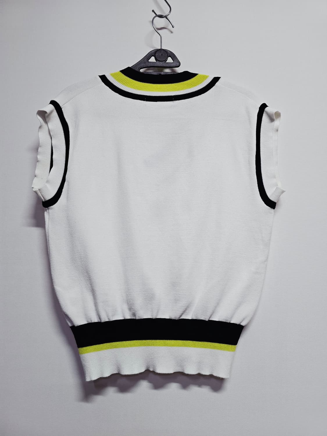 에고이스트 화이트 V넥 니트 조끼 상품이미지5