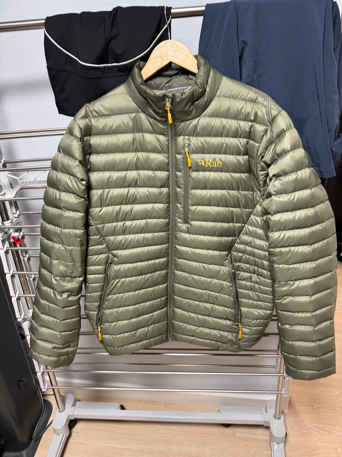 랩 마이크로라이트 알파인 L 라이트카키 상품이미지1