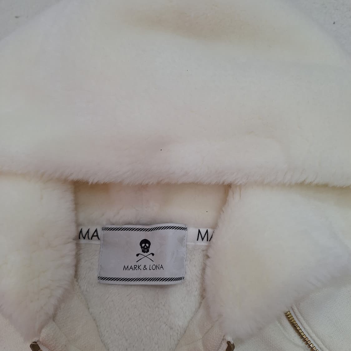 마크앤로라  안감기모방풍가디건S 상품이미지2