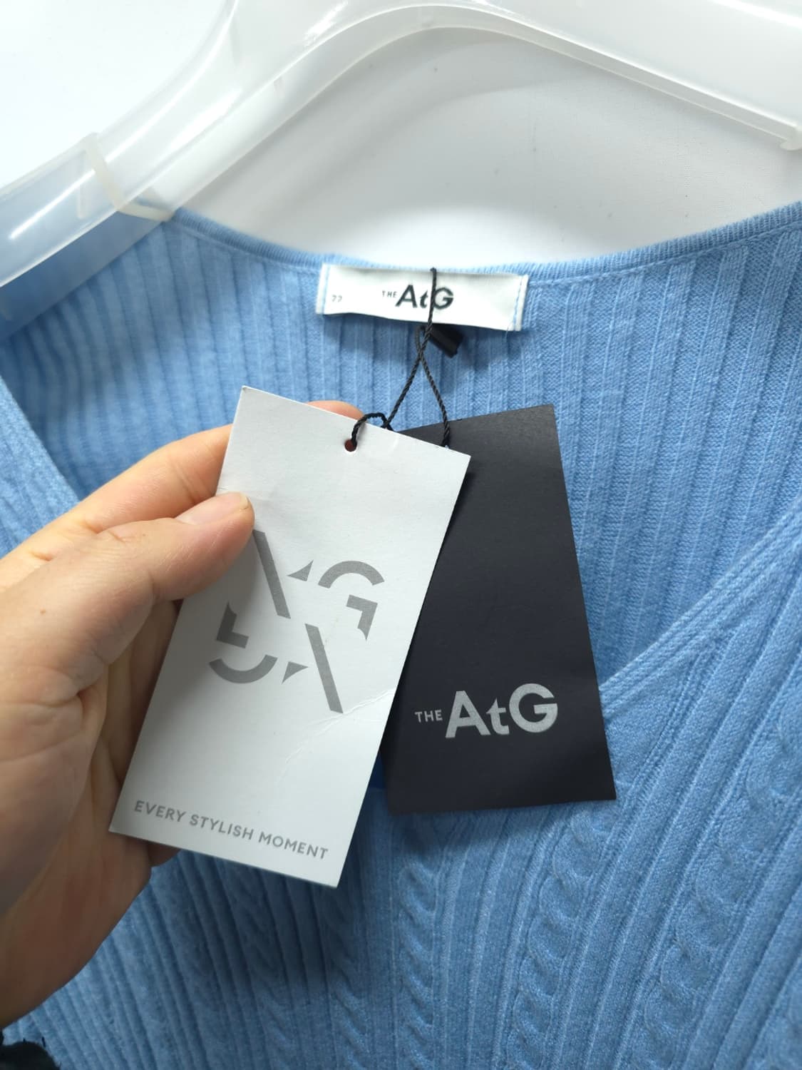 (새상품) AtG 간절기 브이넥 니트 (66~77) 상품이미지5