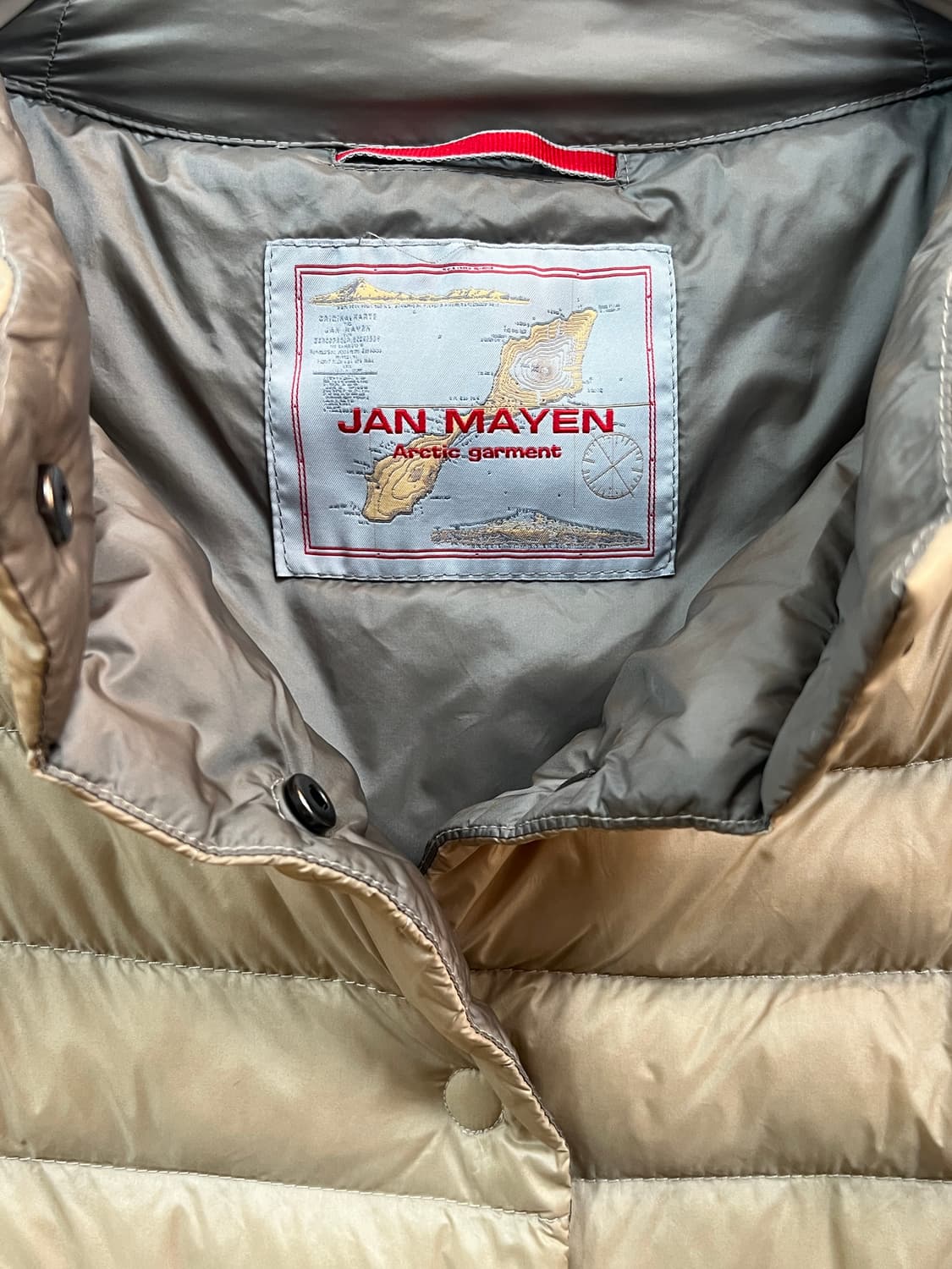 Jan Mayen 다운 경량 하프 슬리브 패딩 44 상품이미지2