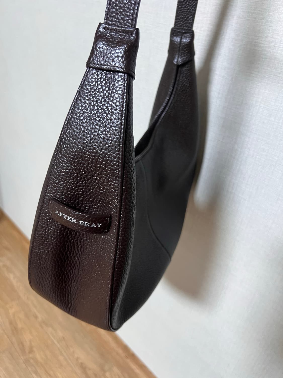 에프터프레이 크레센트 크로스백 미니 상품이미지2