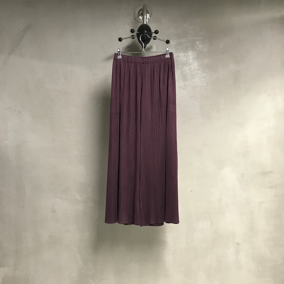 이세이 미야케 플리츠 플리즈 팬츠 퍼플 1(W) 상품이미지1
