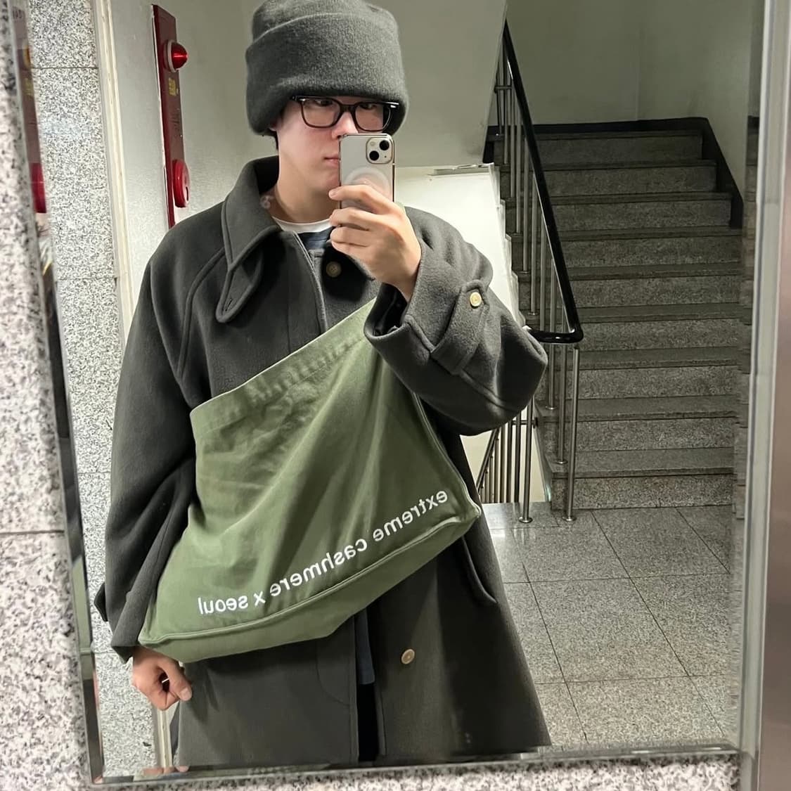 Extreme cashmere 익스트림캐시미어 팝업 에코백 블루 상품이미지5