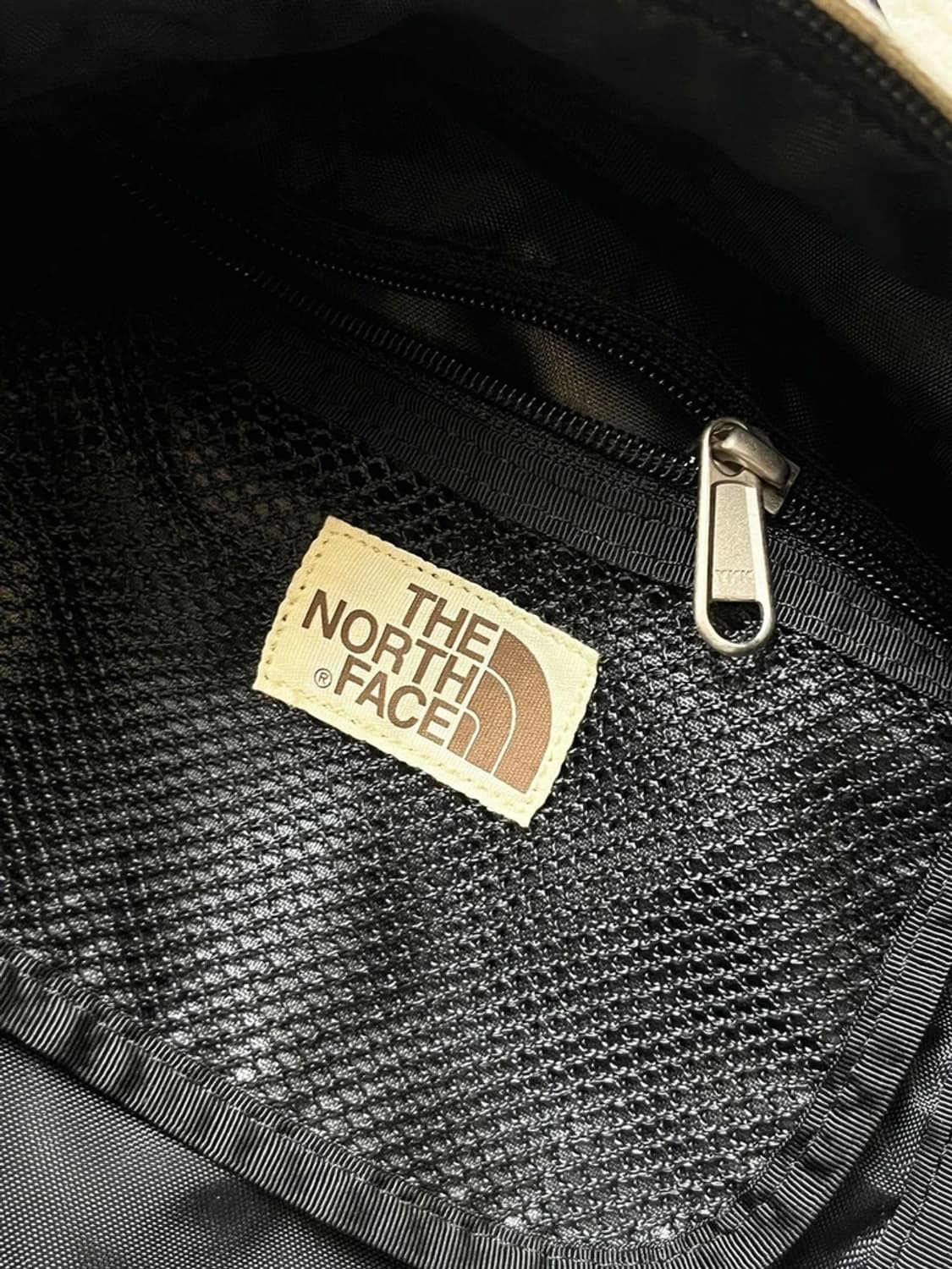 노스페이스 화이트라벨 패턴 프린팅 힙색 가방 A1690 상품이미지9