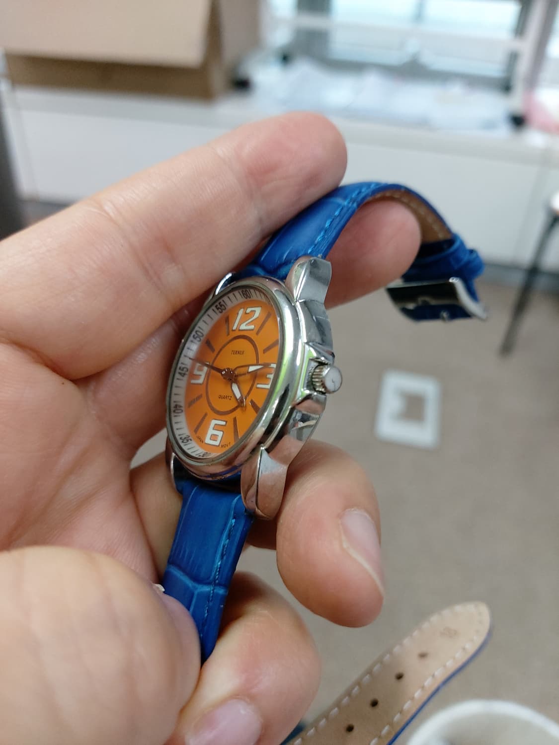 테르너 남성 가죽 시계  상품이미지2