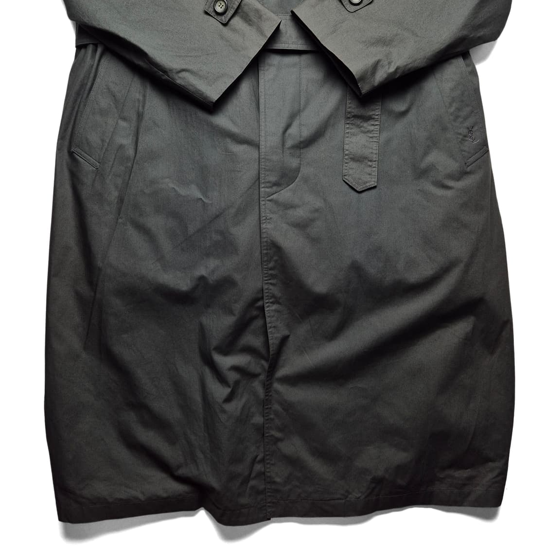 [100] 입생로랑 구스다운내피 벨티드 트렌치 코트 상품이미지4