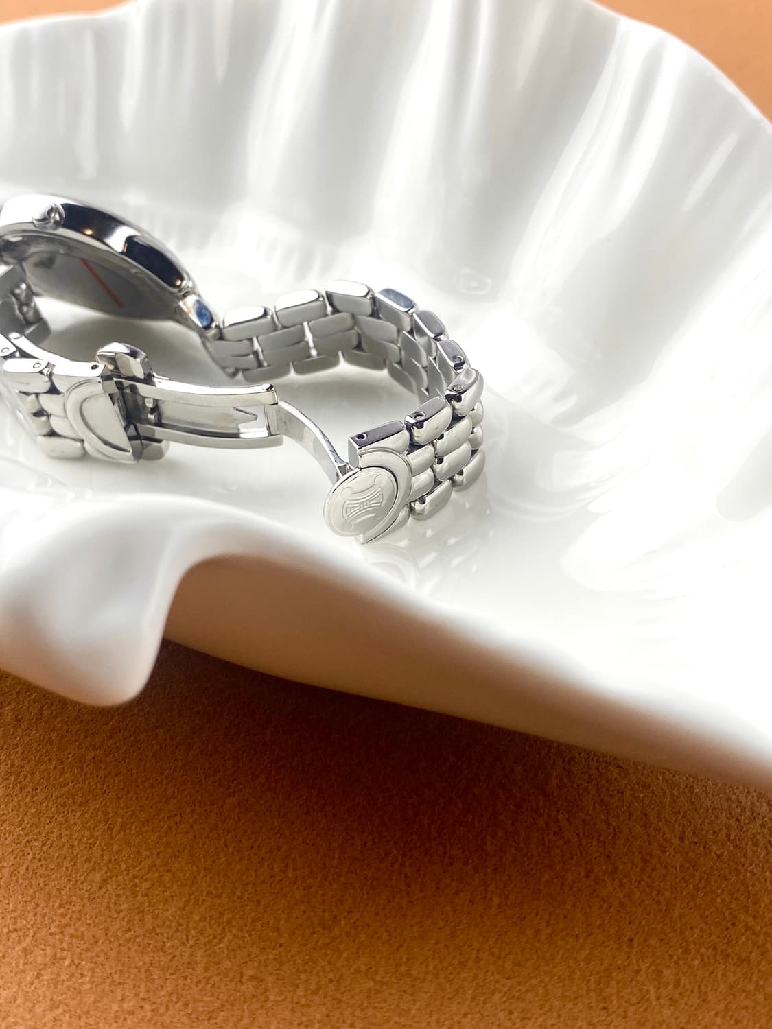 CELINE round shell steel watch 상품이미지7