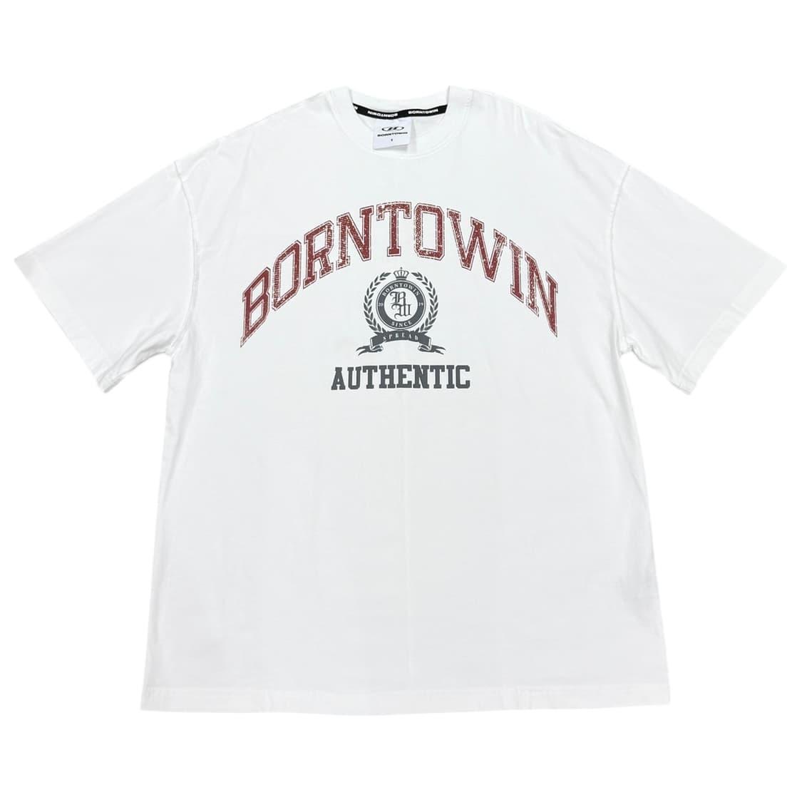 본투윈 크랙 엠블렘 반팔 티셔츠 화이트 1 상품이미지1