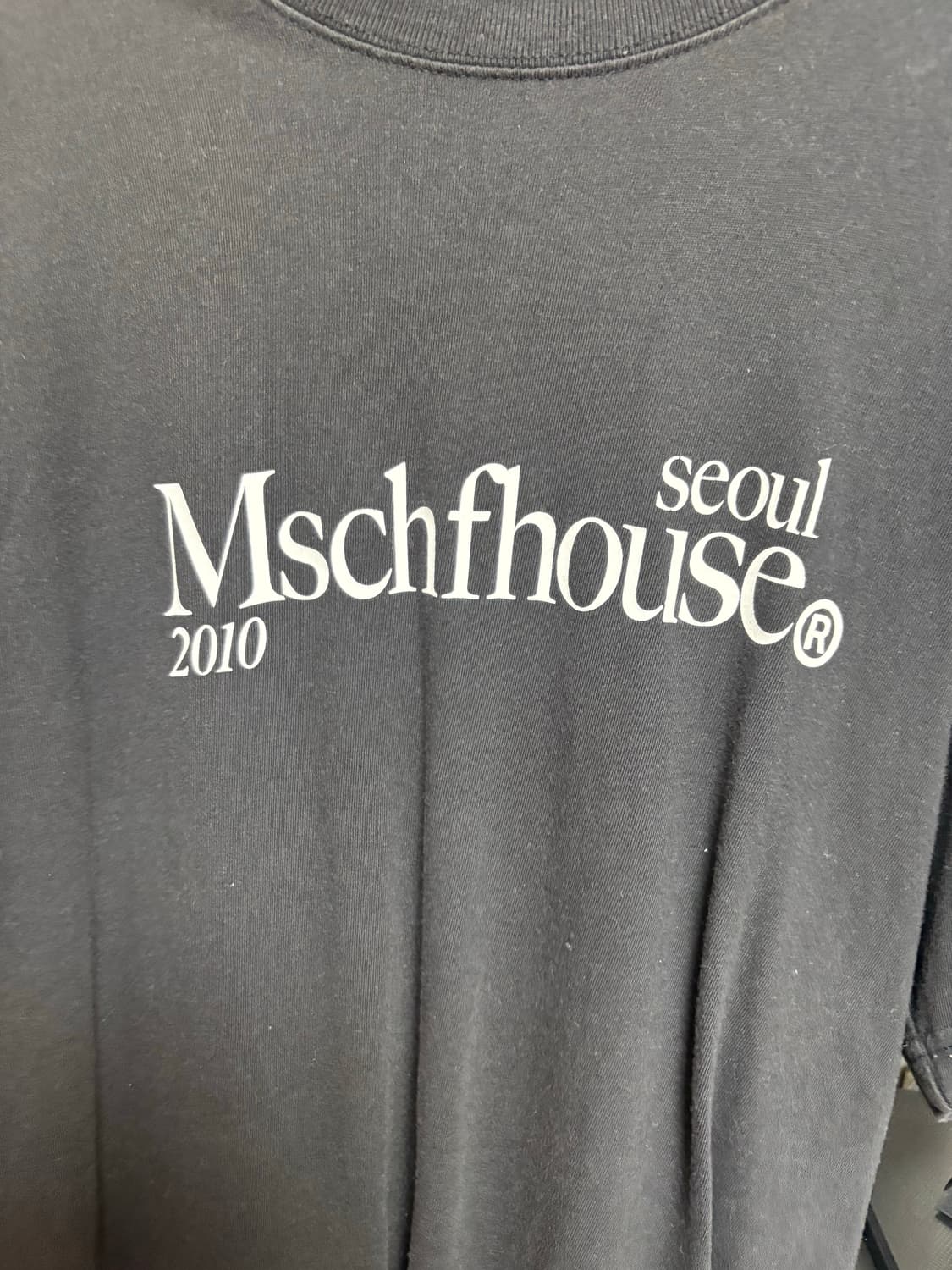 미스치프 하우스 반팔 티셔츠 판매합니다 상품이미지2