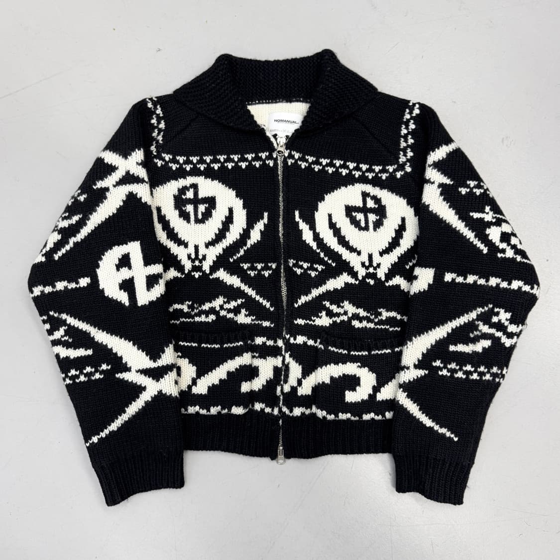 노매뉴얼 스컬 울 니트 코위찬  상품이미지2