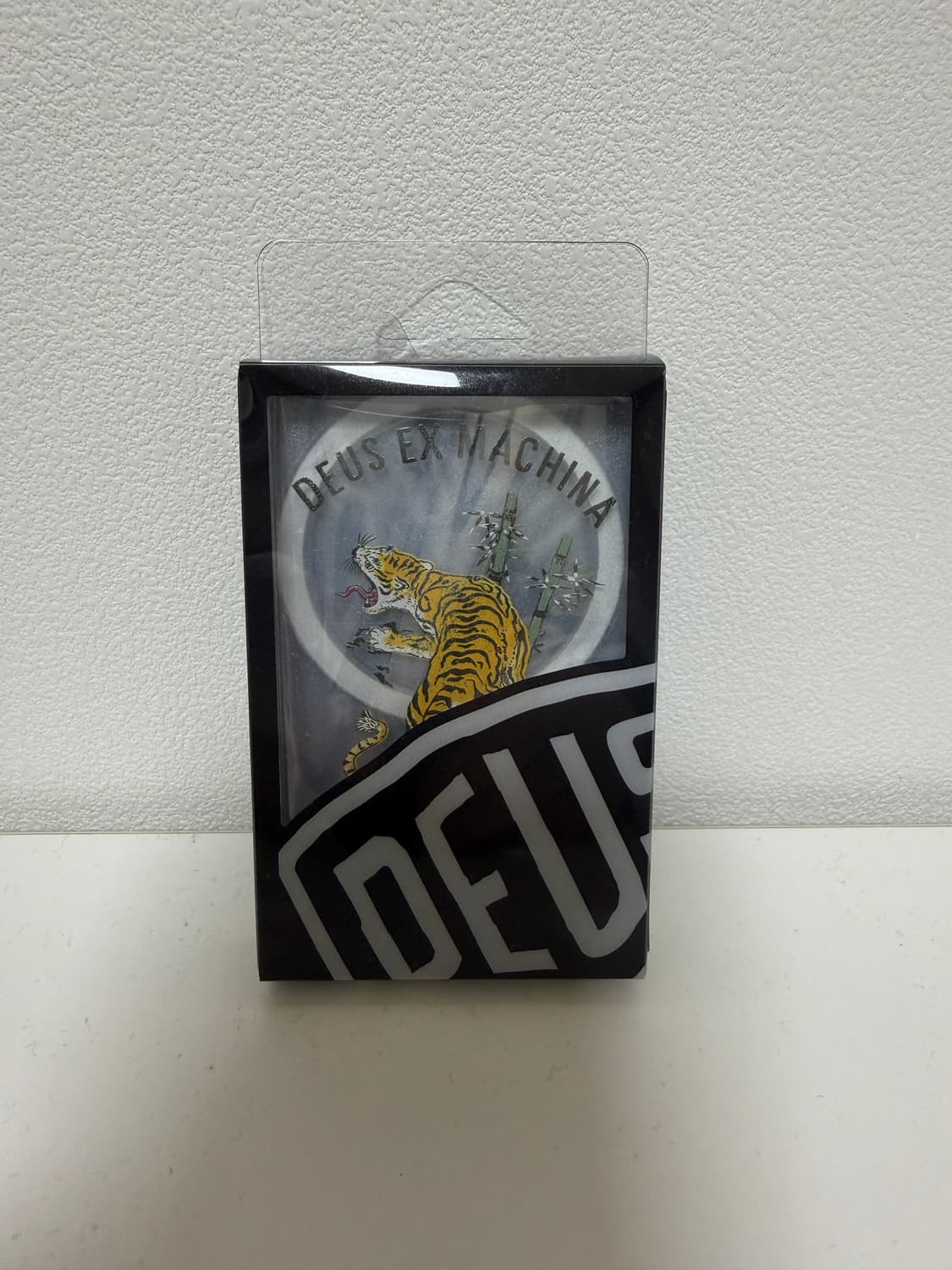 데우스 엑스 마키나 맥세이프 상품이미지1