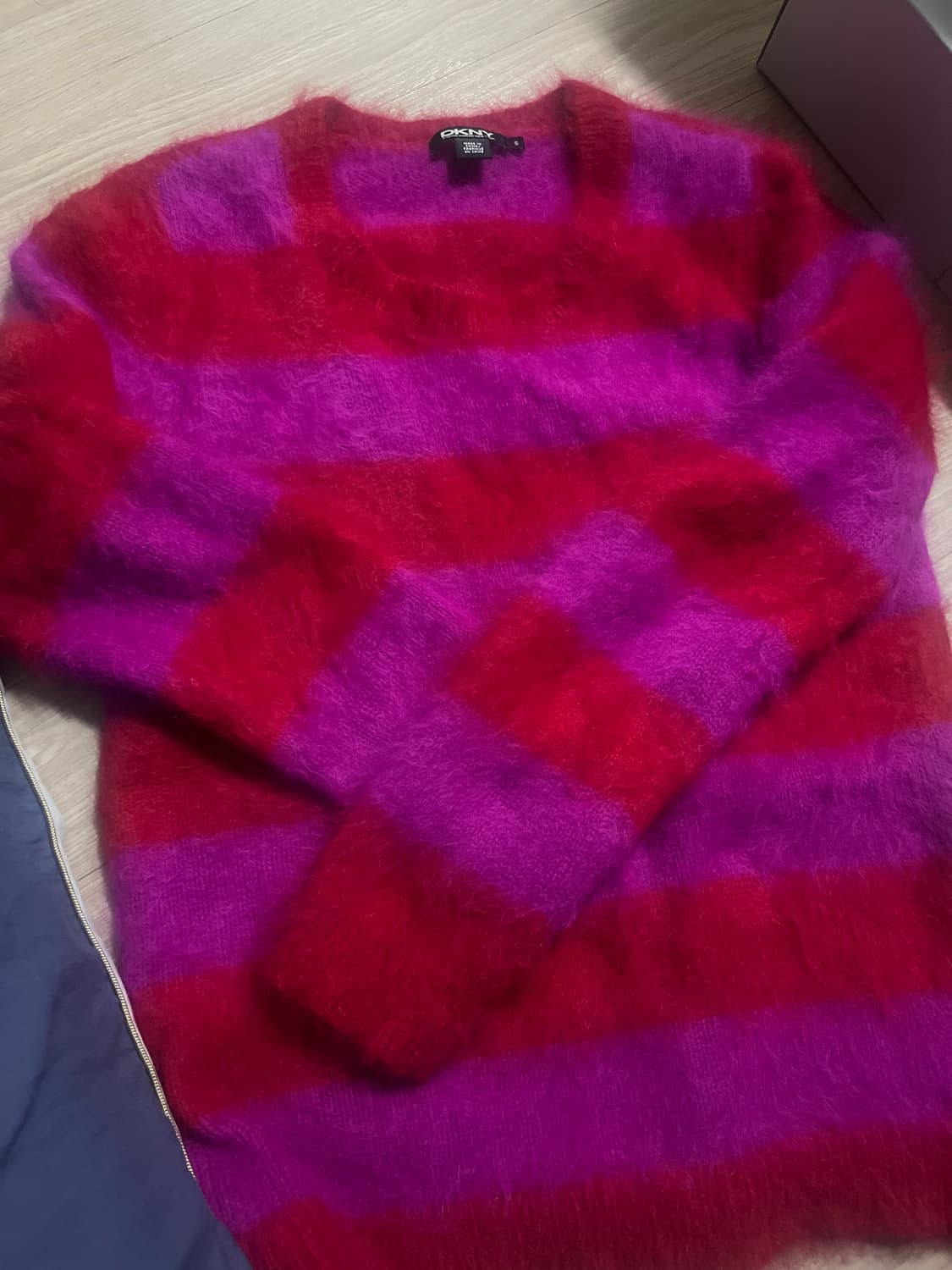 DKNY 앙고라 니트 상품이미지1