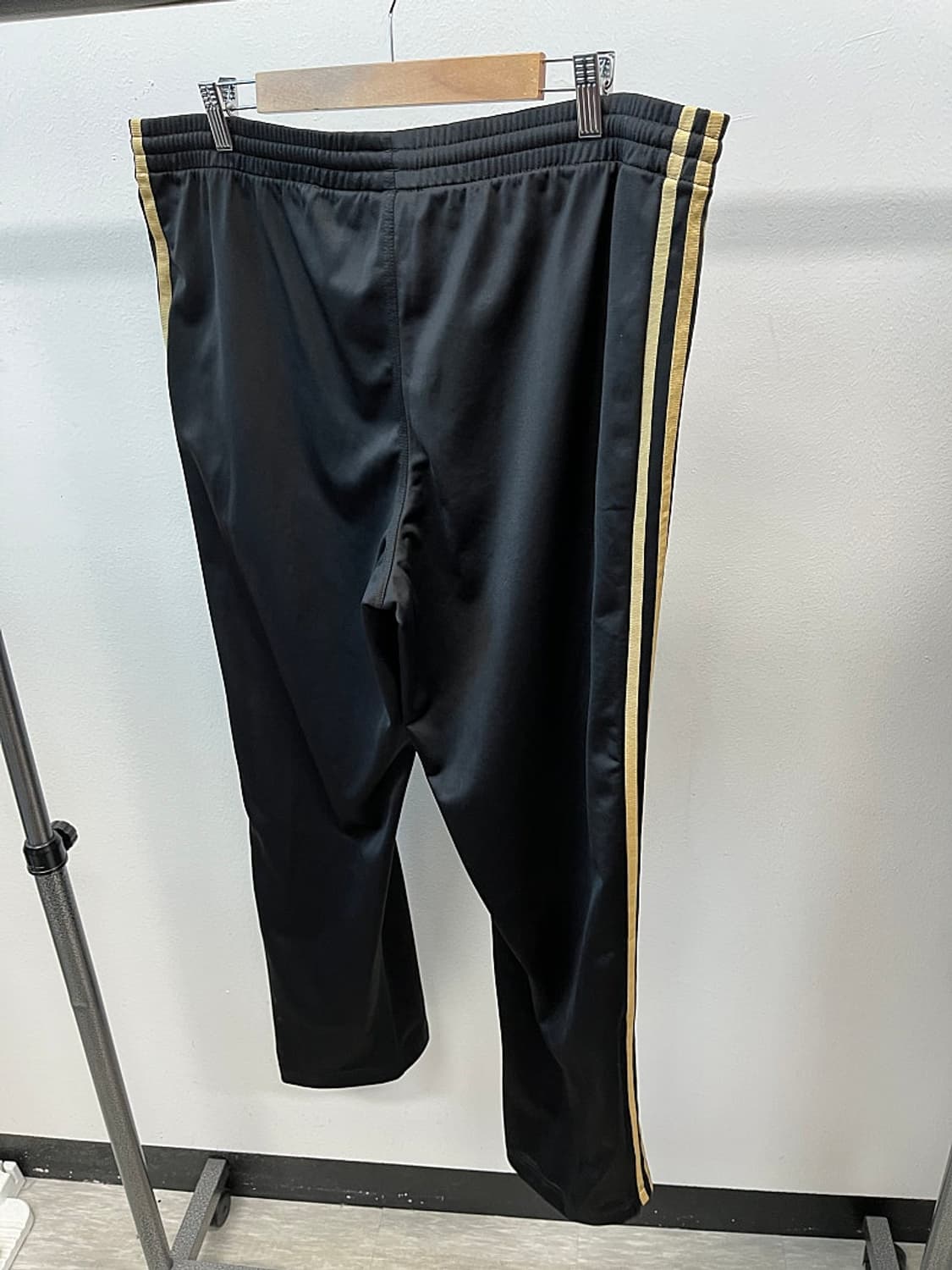 38) 아디다스 골드 삼선 트랙팬츠  상품이미지8