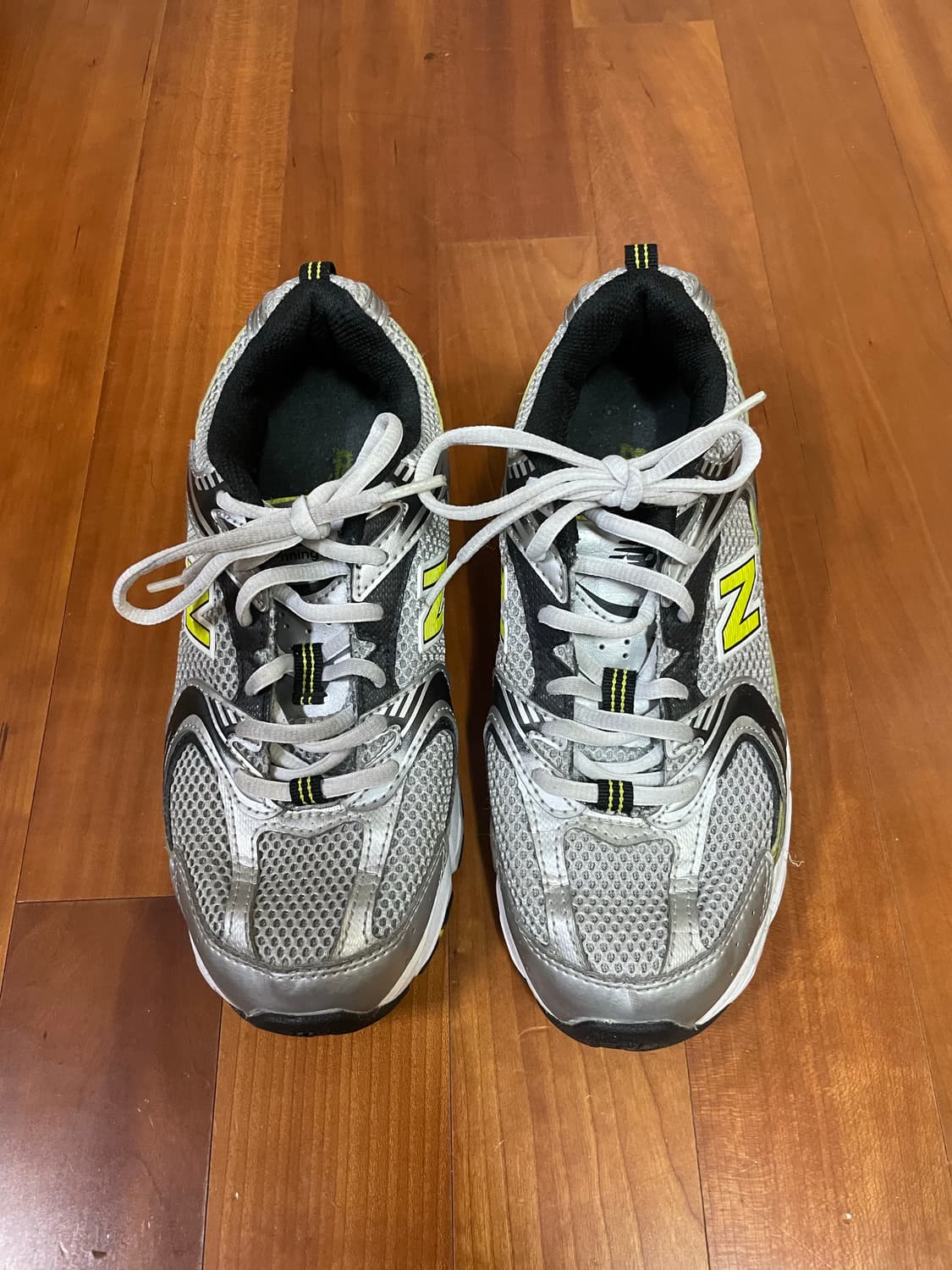 뉴발란스 530 네온실버 230사이즈 (택배비무료) 상품이미지1