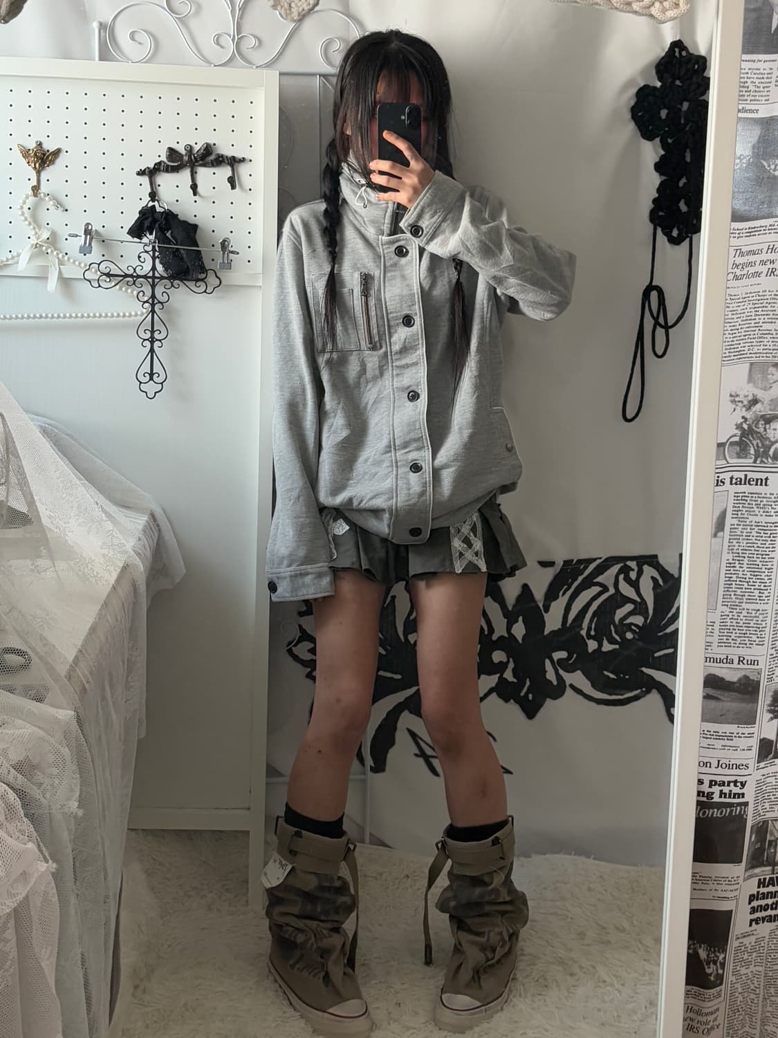 • Gray high neck loose fit zip-up 상품이미지6