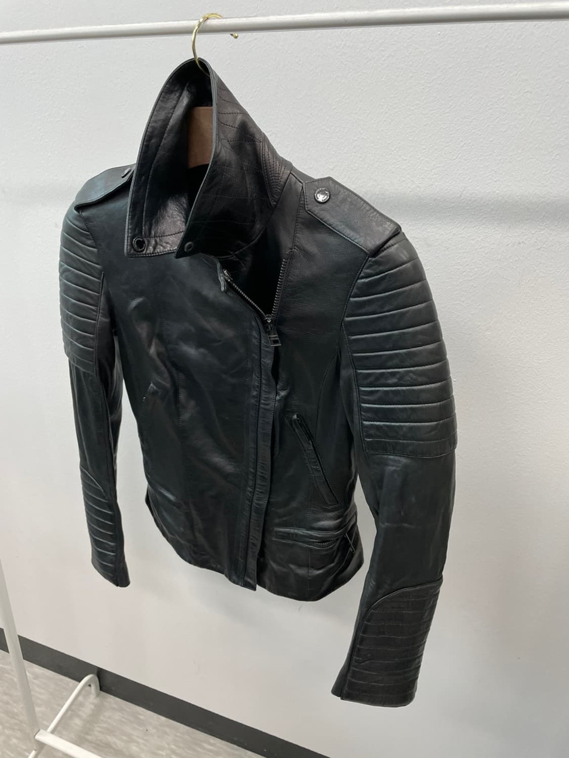 여) 버버리 런던 라이더 가죽자켓 상품이미지3