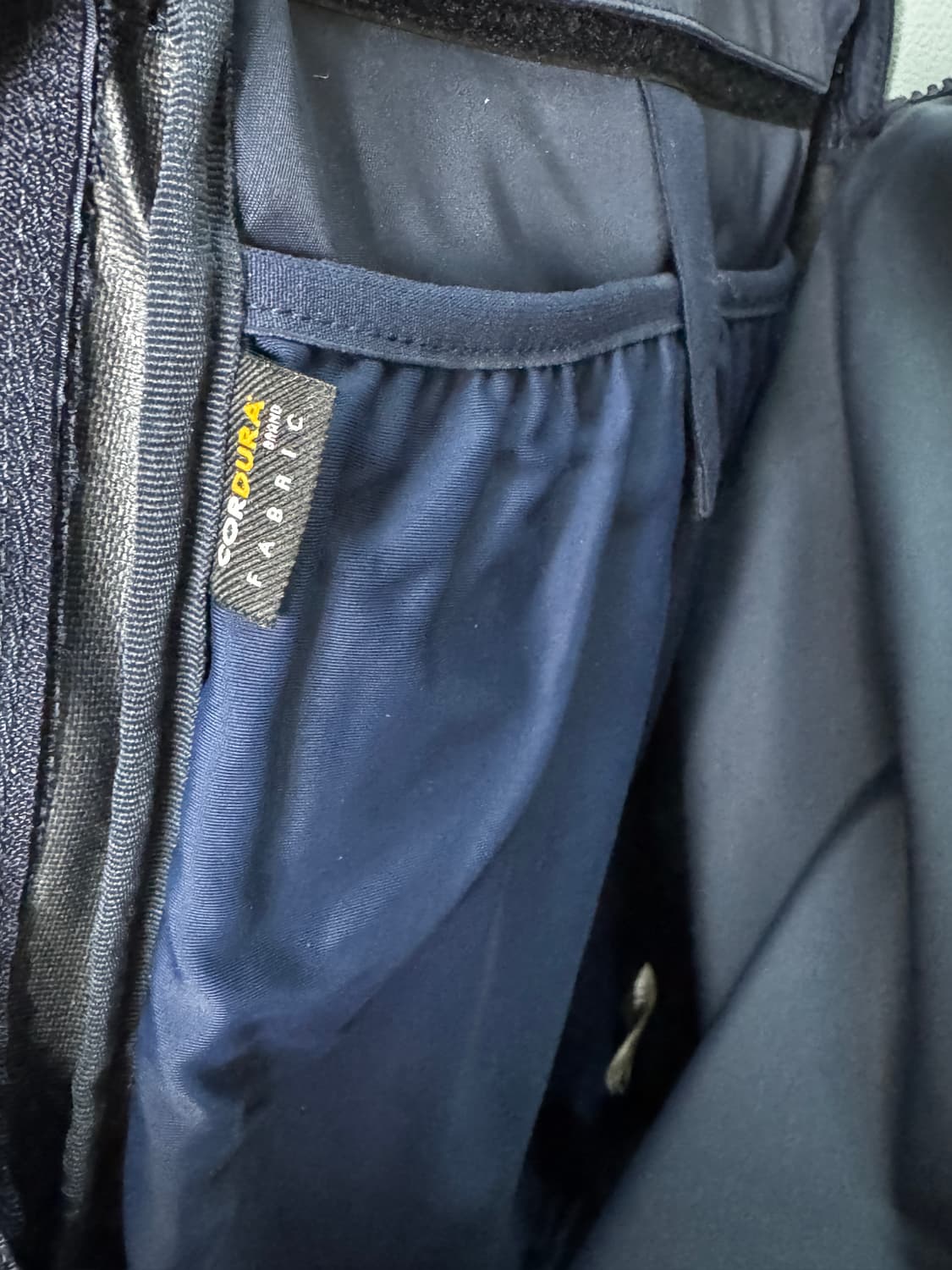 비즈빔 코듀라 22L 백팩 네이비 상품이미지8