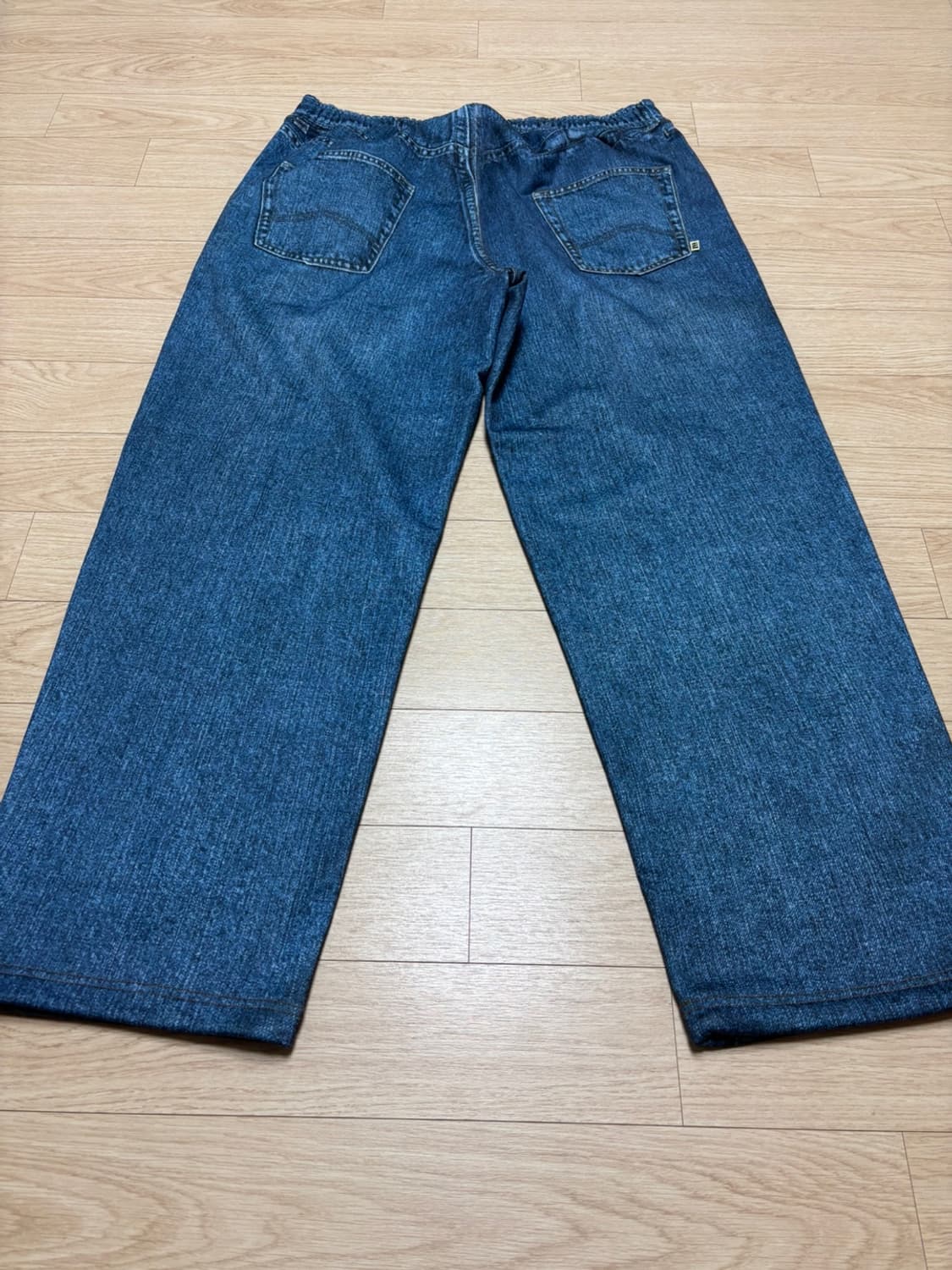 SSZ 24aw 디지털 데님 전사프린트 스웻팬츠 블루 L 상품이미지4