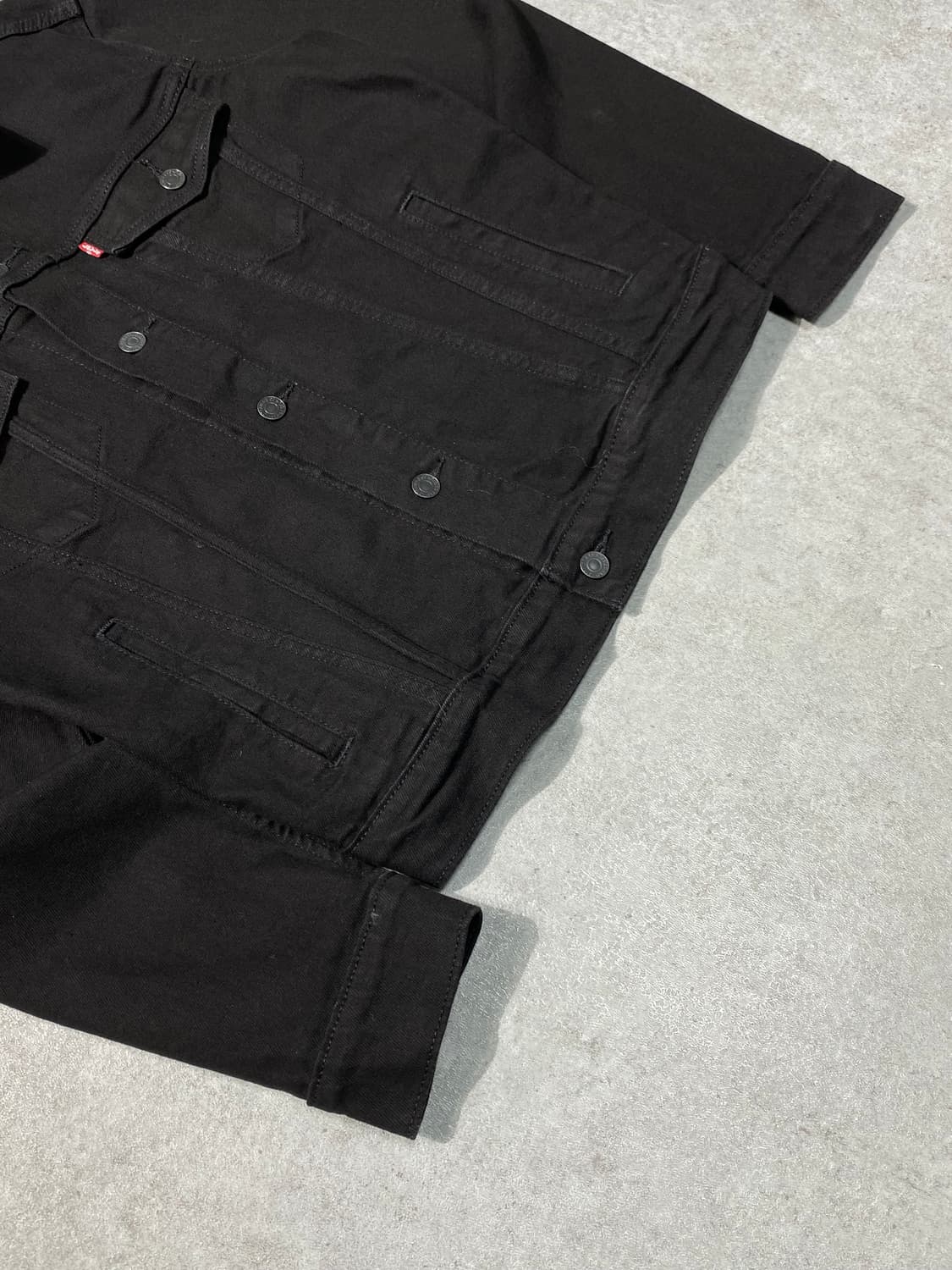 [S] Levi's 리바이스 스탠다드 블랙 데님 트러커 자켓 상품이미지3