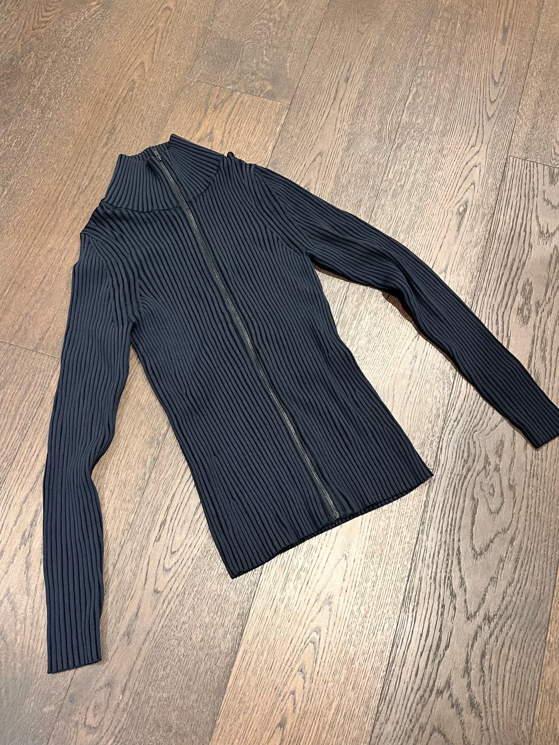 코스 리브드 니티드 집업 자켓 (네이비) 상품이미지5