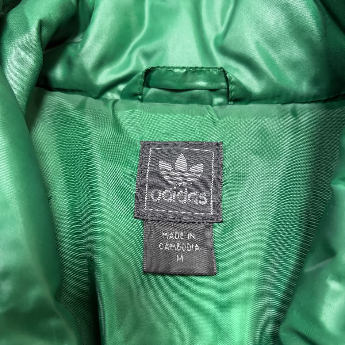 아디다스 00s 올드스쿨 퀄팅 패딩 상품이미지4