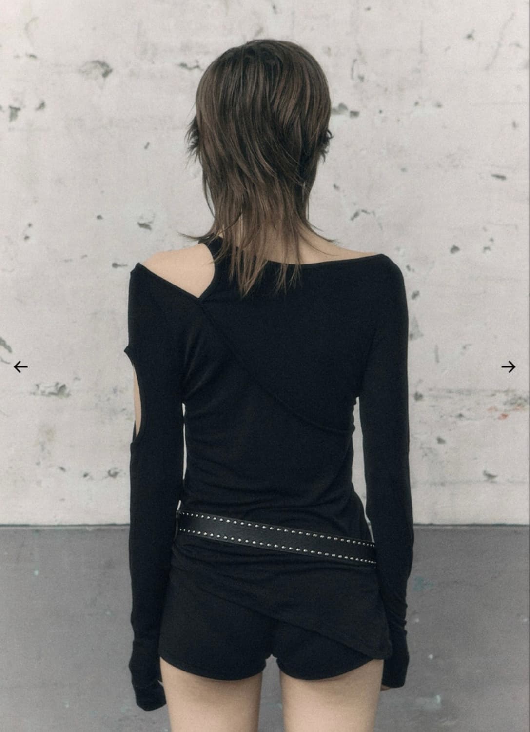 보헤미안서울 보헴서 슬리브 홀 레이어드 티 블랙 상품이미지3