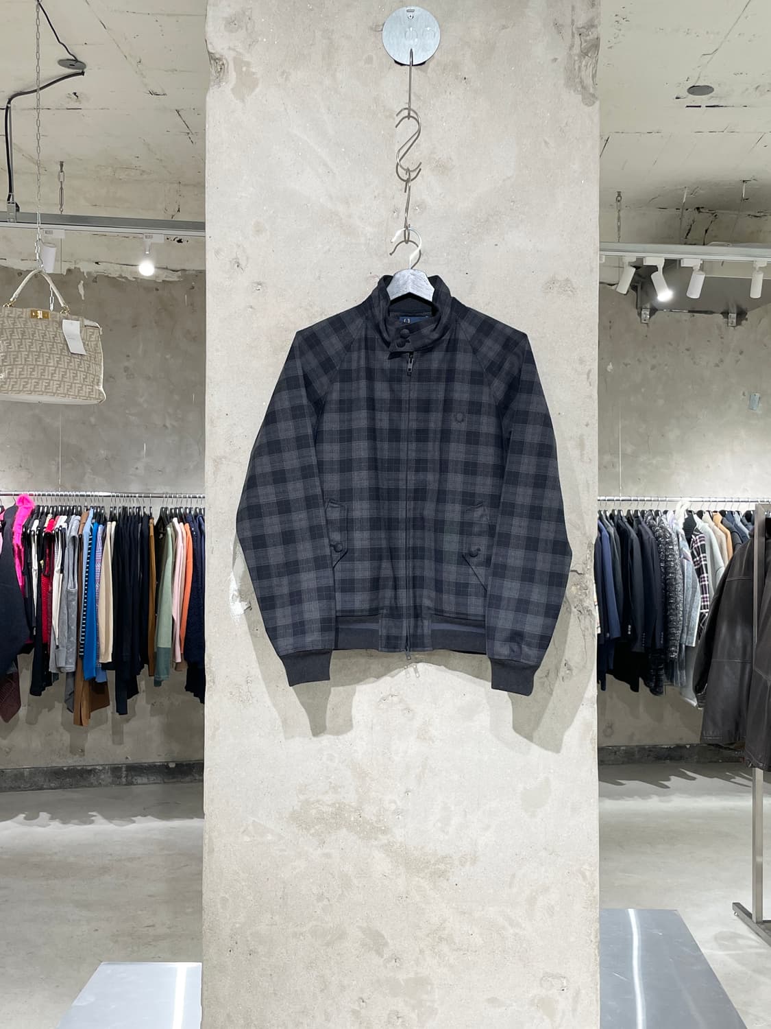 프레드 페리 블랙 앤 네이비 체크 헤링턴 자켓 상품이미지1