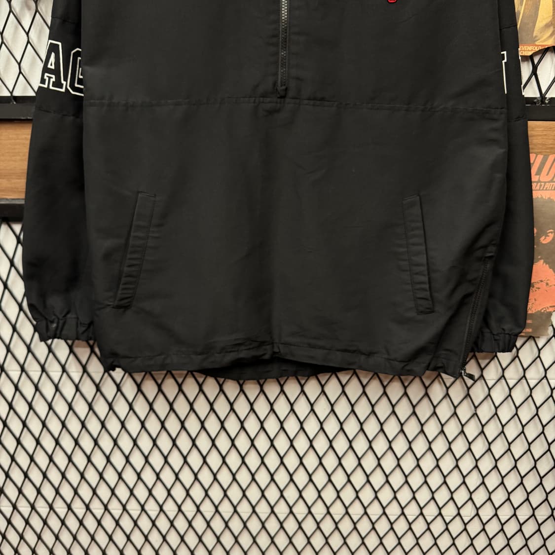 21S/S NBA X 시카고불스 후드 하프집업 후면 프린팅 포인트 블랙 상품이미지4