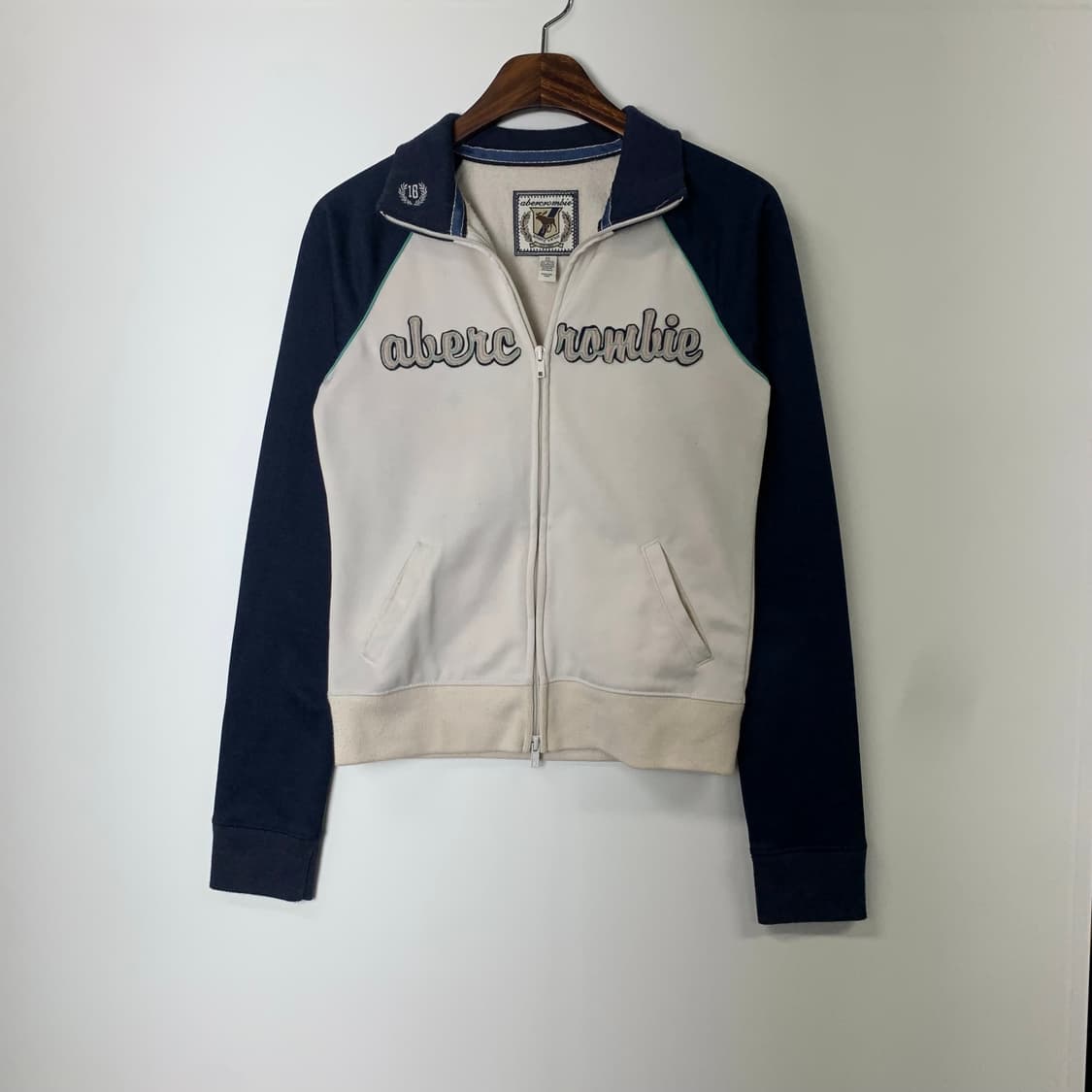 아베크롬비 y2k 와투케 나그랑 투웨이 트랙 져지 상품이미지2