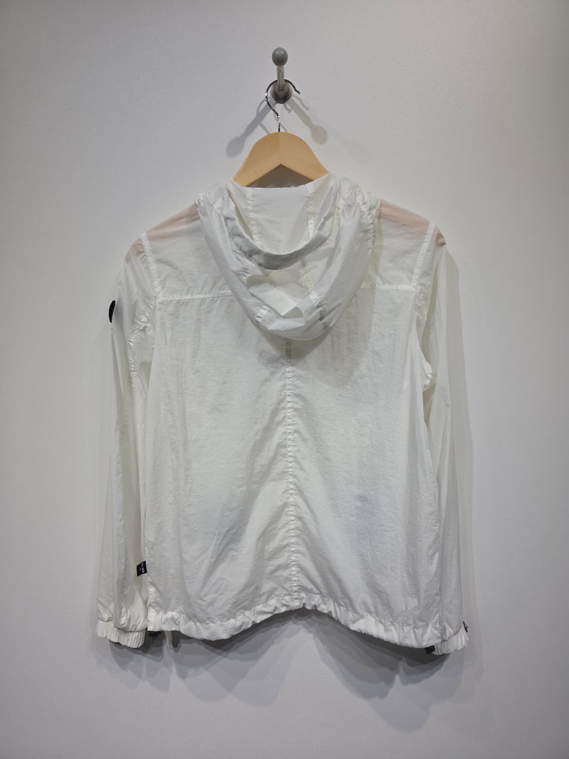 National Geographic 내셔널지오그래픽 경량 후드 바람막이 상품이미지6