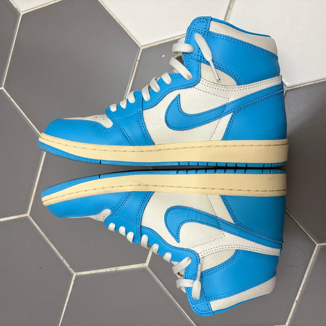조던 1 레트로 하이 OG UNC 리이매진드 270사이즈 풀박 상품이미지2