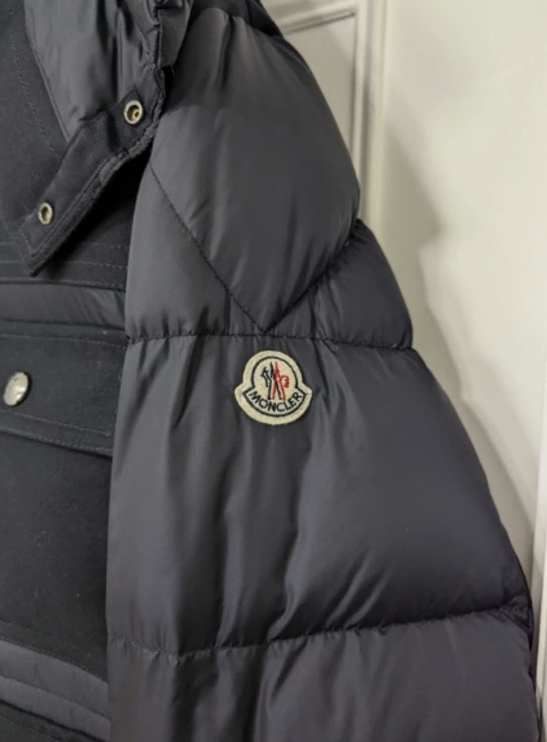 [정품] 몽클레어 레더 믹스 투톤 패딩 XL 블랙   상품이미지4