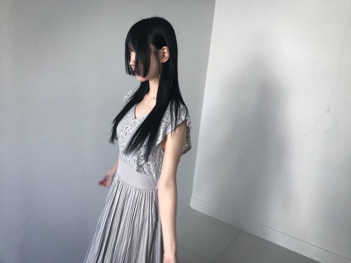 Back Ribbon Lace V Neck Dress 상품이미지3
